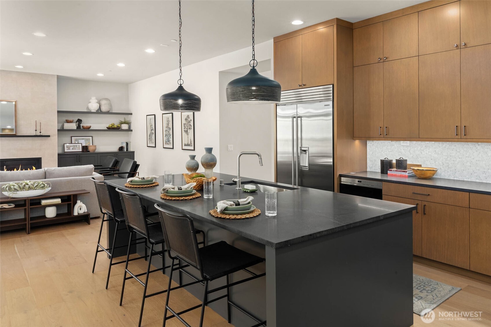 Eating bar creates extra dining spaces and open to living area
