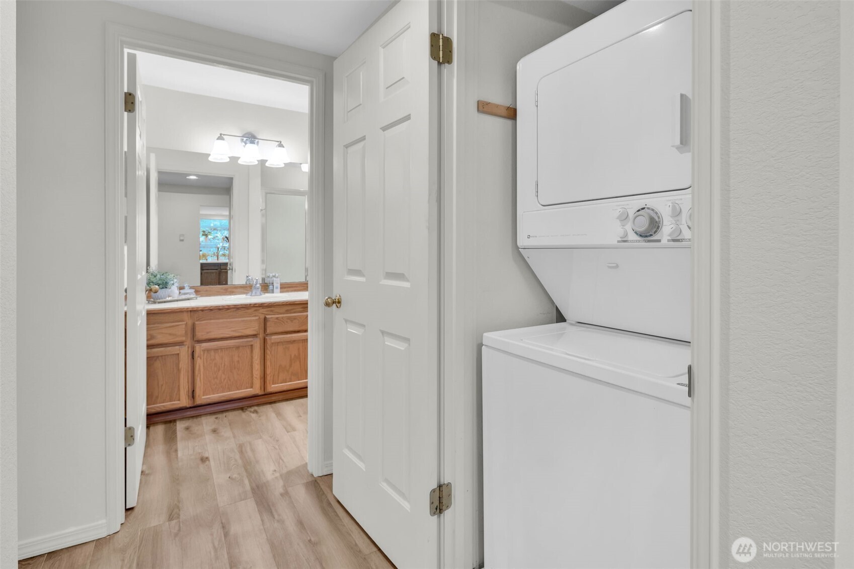 Space-saving stack laundry unit