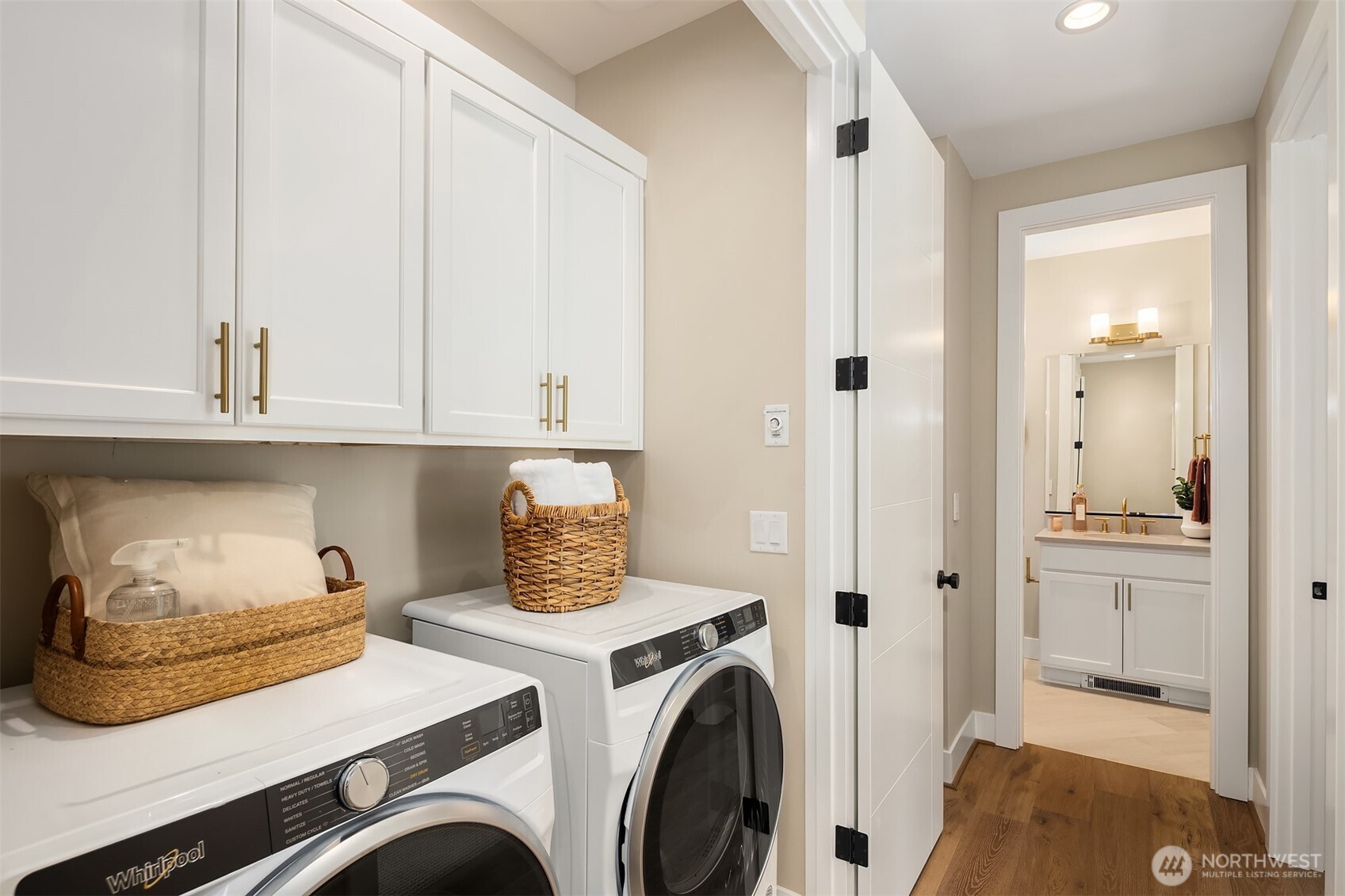 Photos of the Maryhill for illustration purposes only & are not of the Maryhill available for purchase. Home selections will vary.