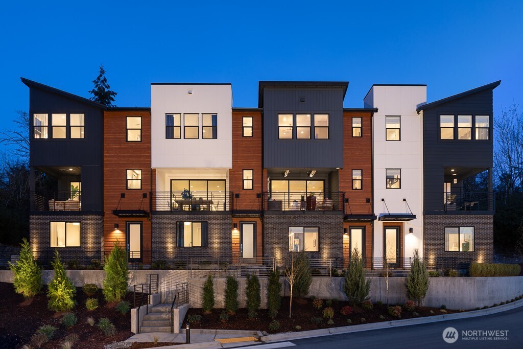 Cross Kirkland Towns Model Homes