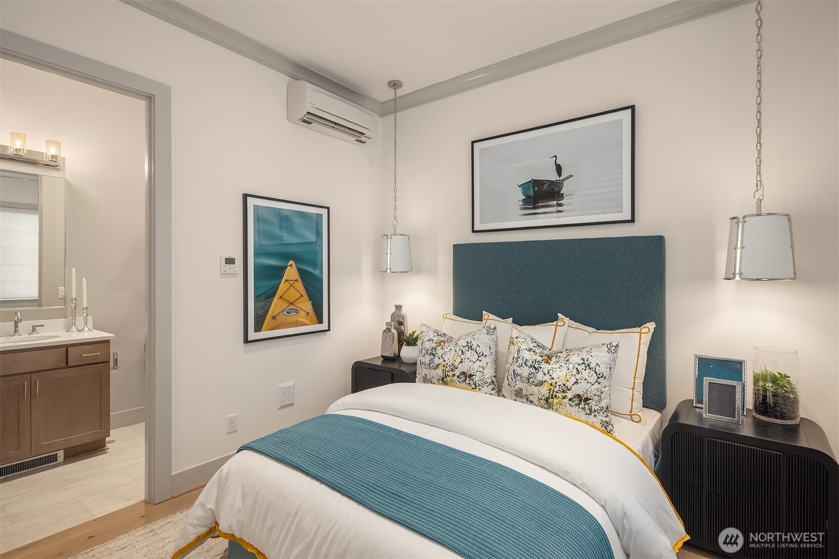 Photos of the Kinney model home for illustration purposes only & are not of the Kinney available for purchase. Home selections will vary.