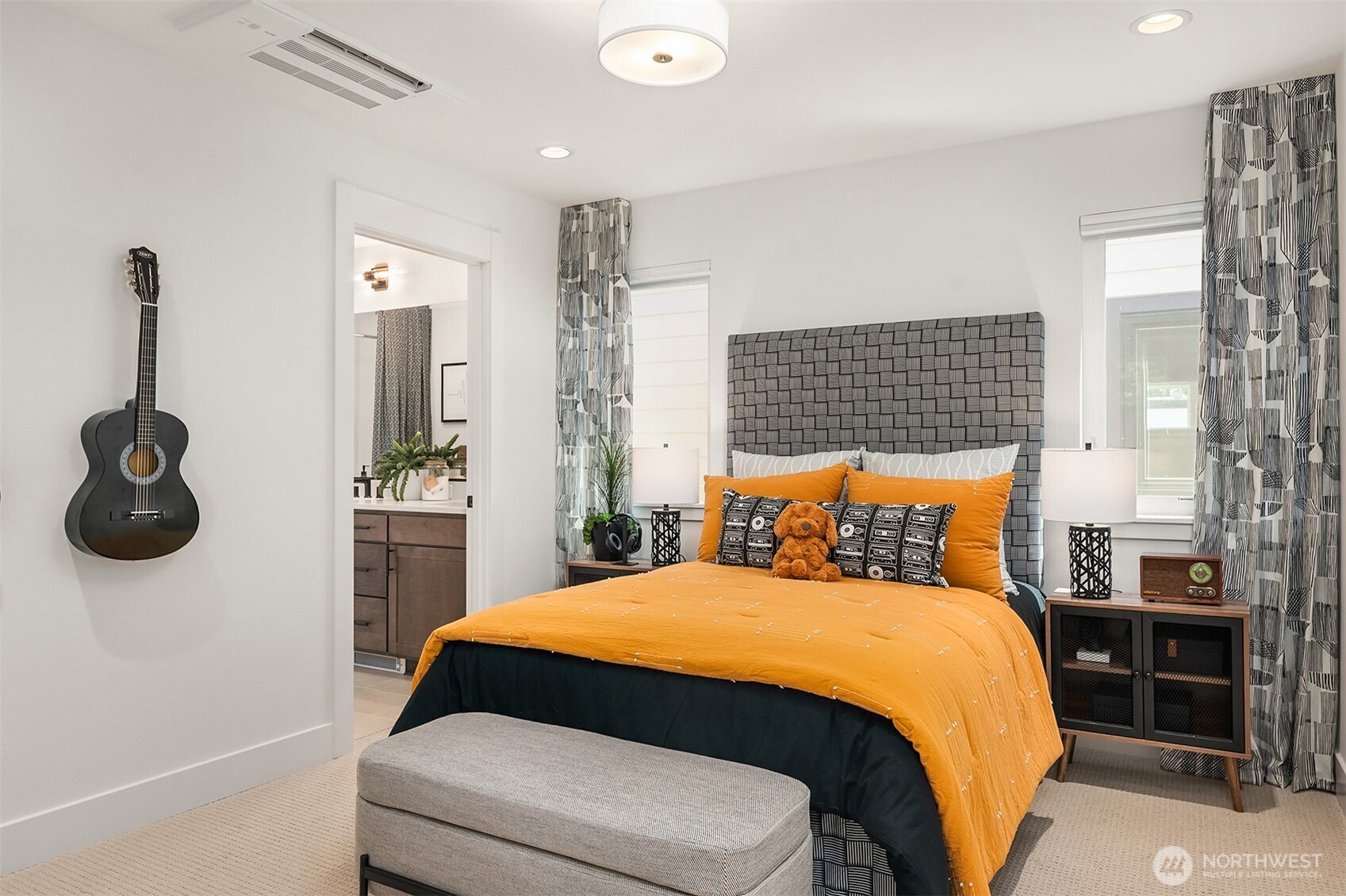 Upstairs bedroom with ensuite continental bath