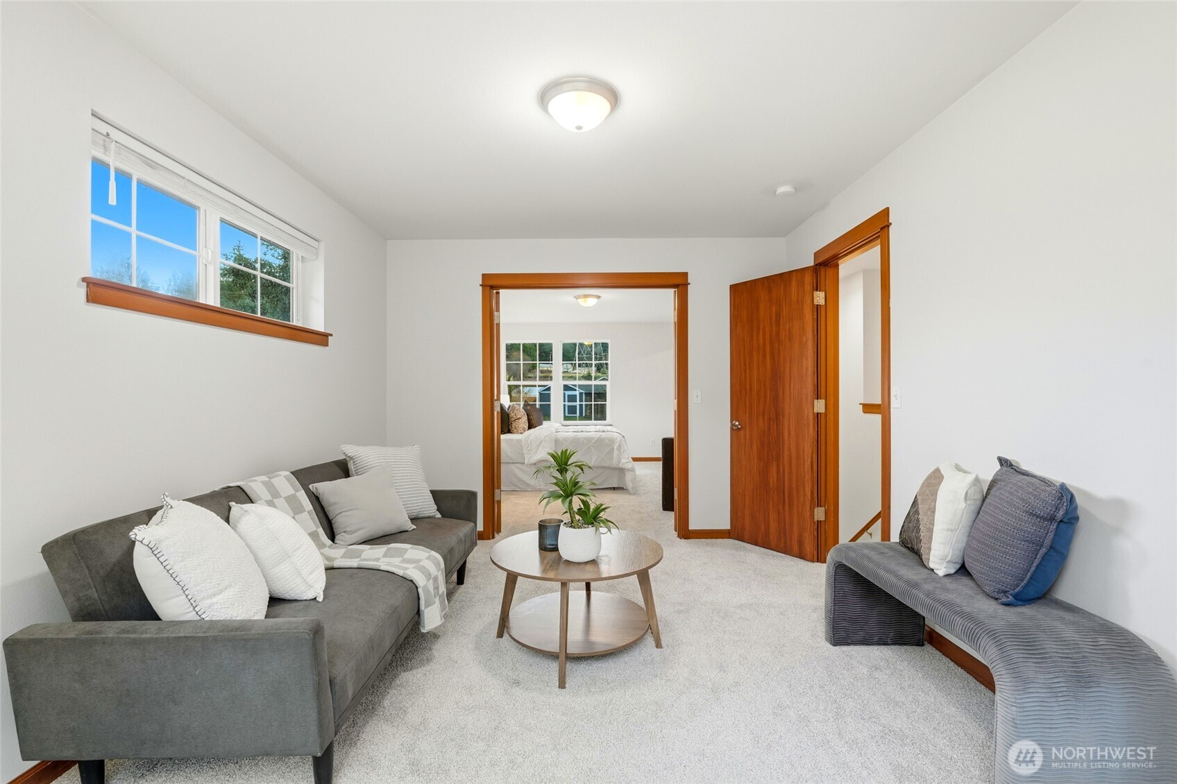 PRIMARY BEDROOM CONVERSATION / SITTING AREA