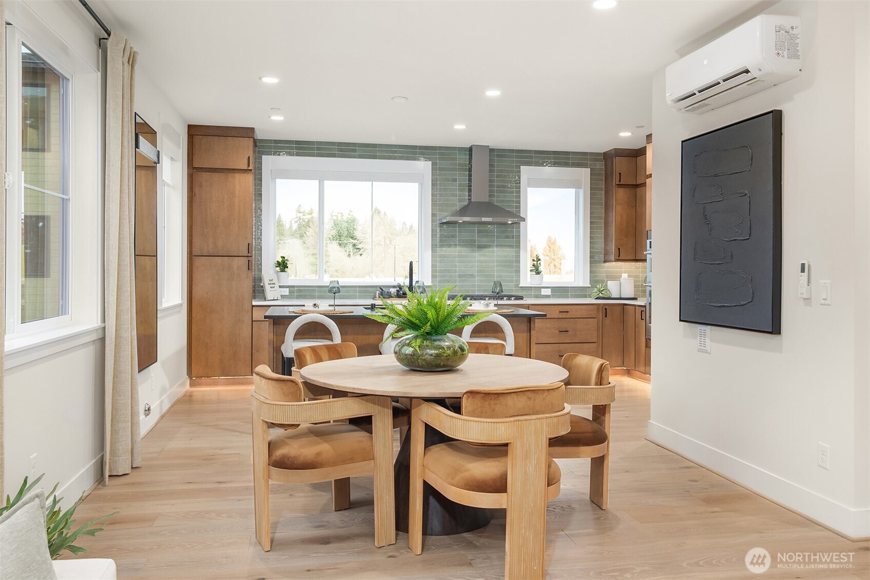 Photos are for illustrative purposes only & depict a different floor plan by Toll Brothers, finishes, or features than the actual home for sale. Actual layout & specifications vary. Home listed for sale (Banner) is brand new & photos are not yet available.