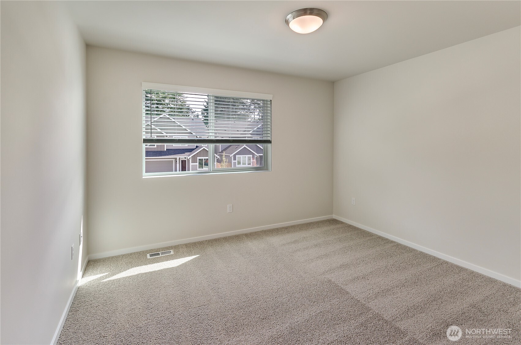 Photos are sample photos of a previously built Elbe plan in the community.