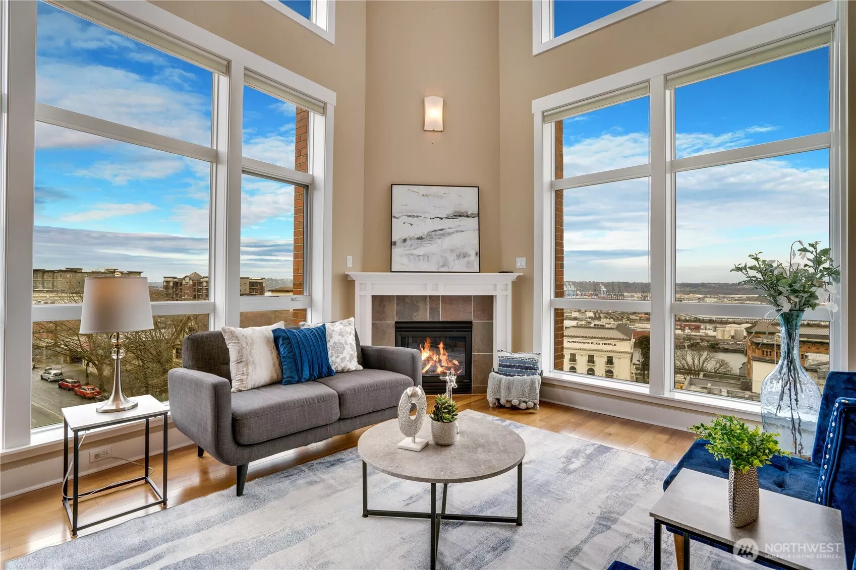 Soaring 20' Floor to Ceiling Windows w/ amazing views!