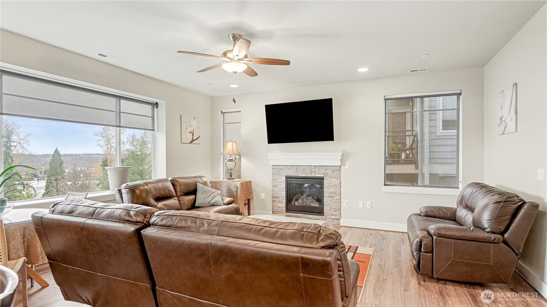 Ceiling fan enhances year-round comfort with gentle, efficient airflow.