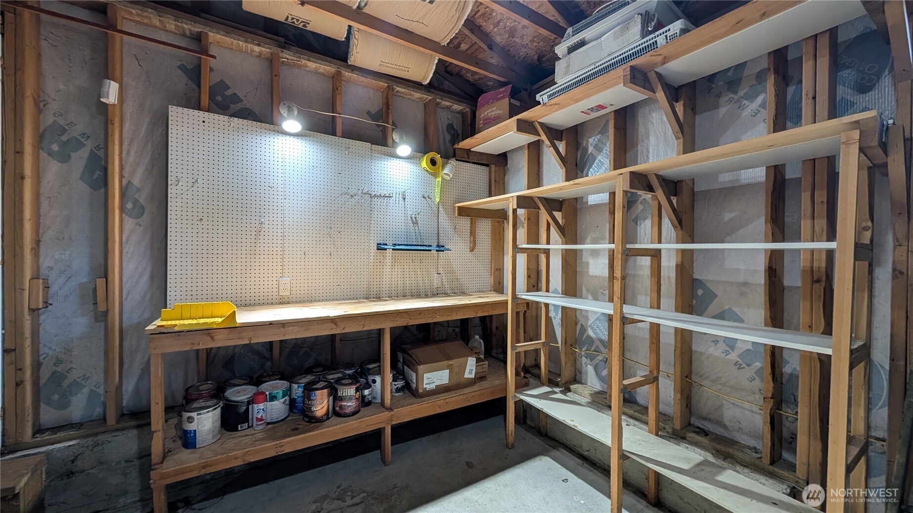 Close to Stadium District, Downtown, dining, and entertainment.