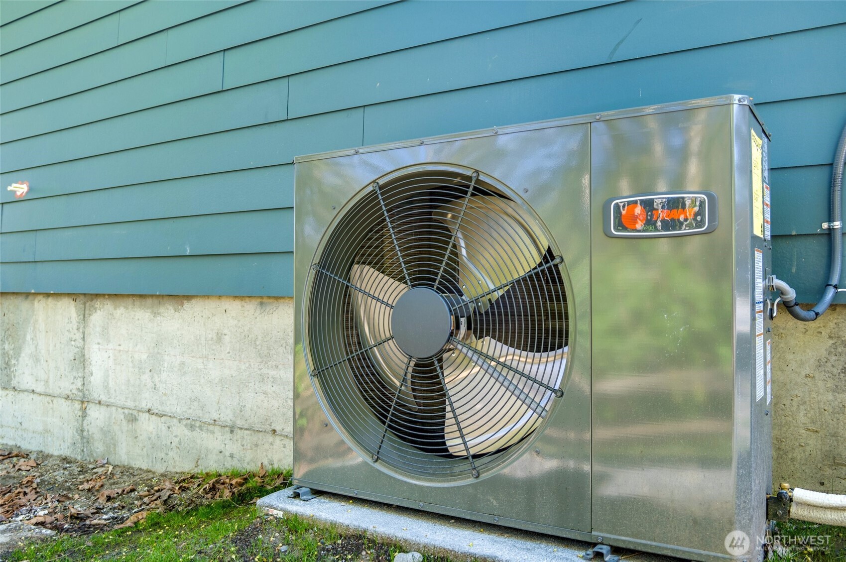 This home stays COOL all year round - thanks to the high efficiency heat pump and mini-splits