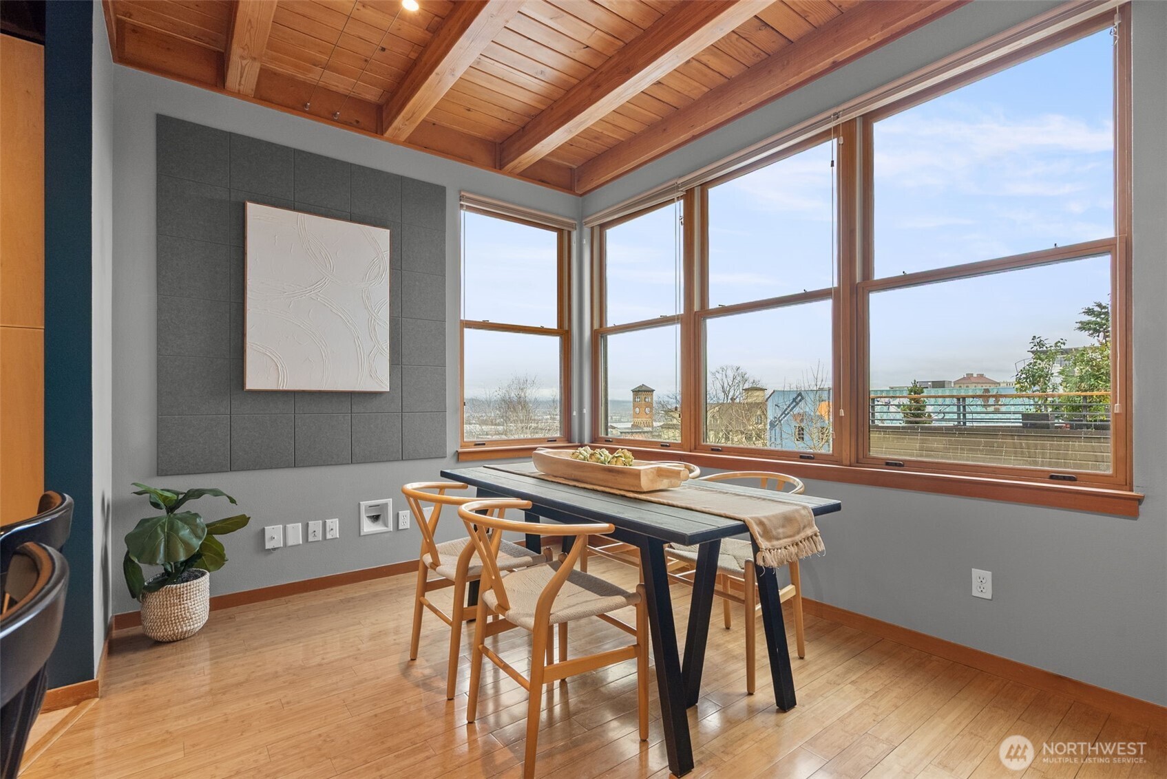 Warm and Welcoming exposed beams and wood floors