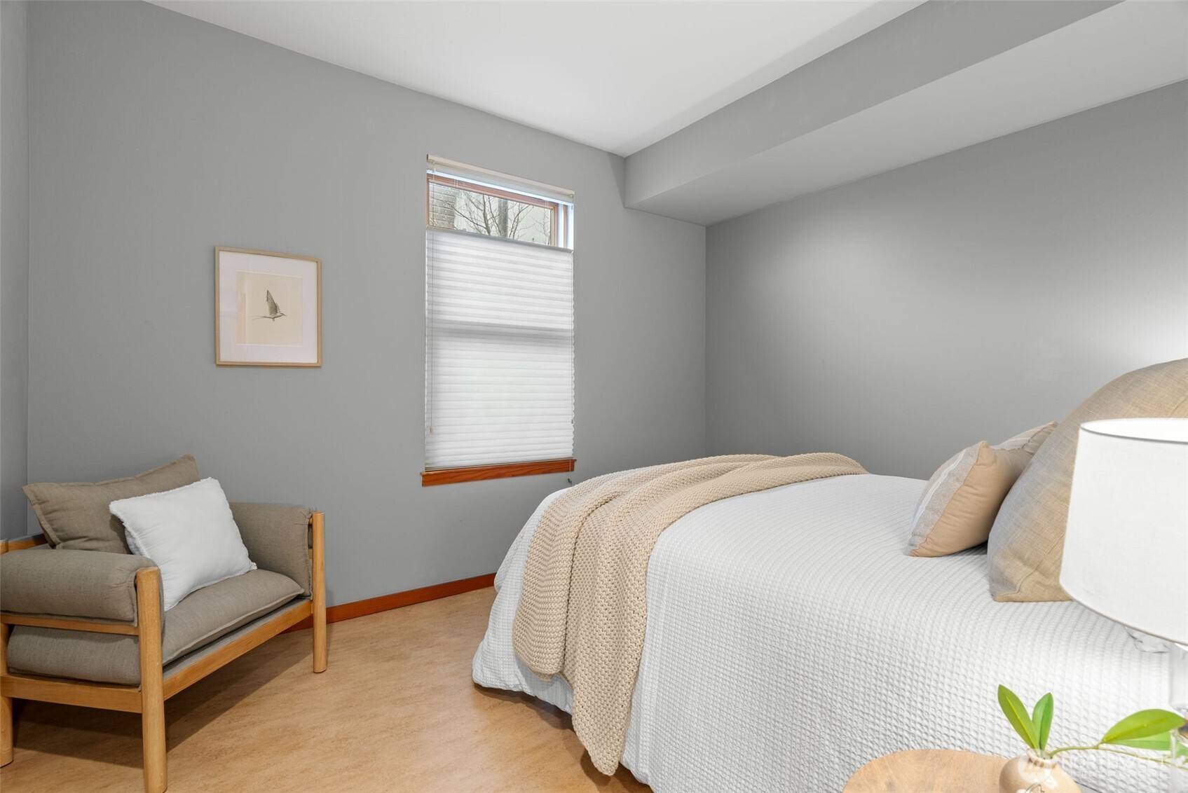 Primary bath/closet area has laundry