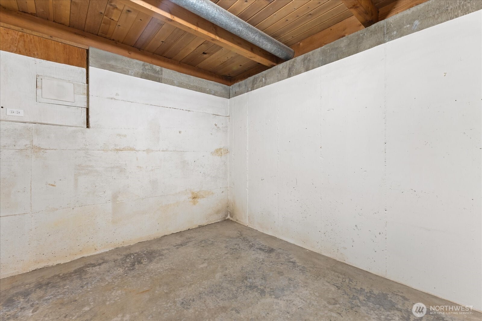 Large backyard with shed, pond and space!