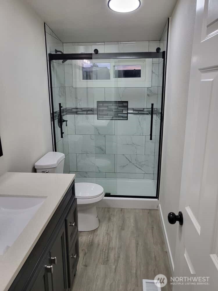 Be the first to use this gorgeous shower!!!