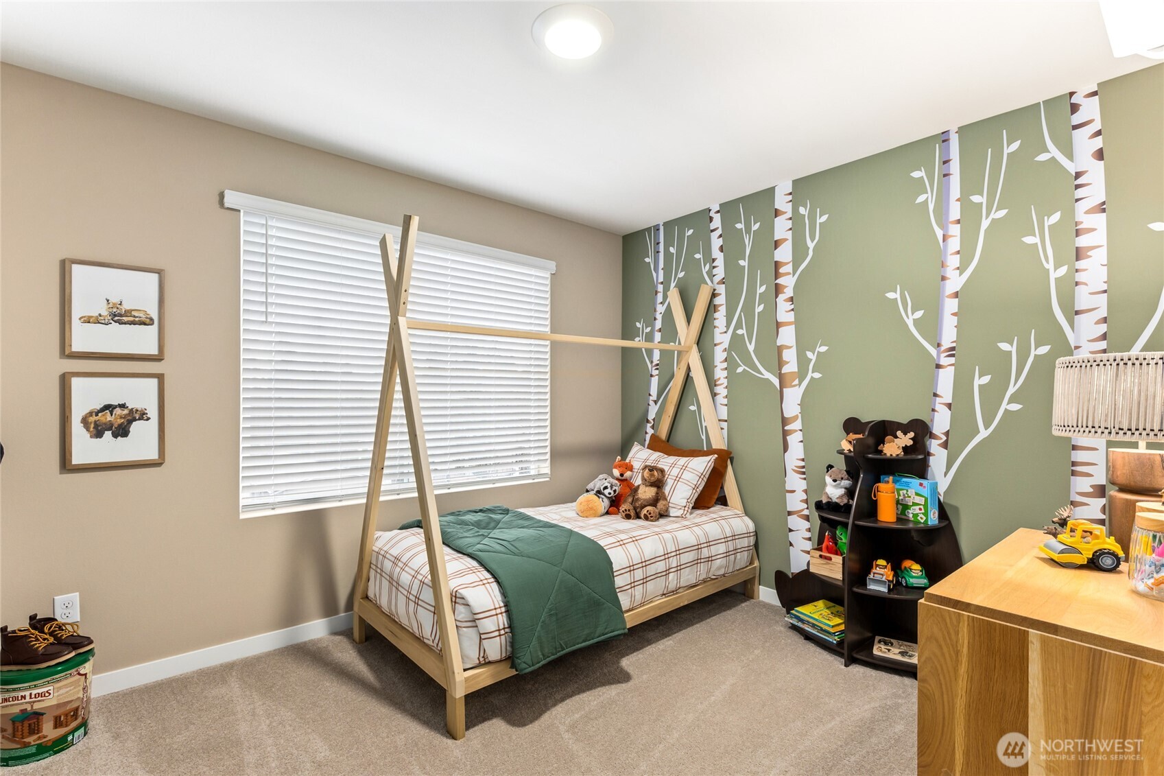 For representation only.  Features, colors, and selections may differ from photograph. See site agent for details.