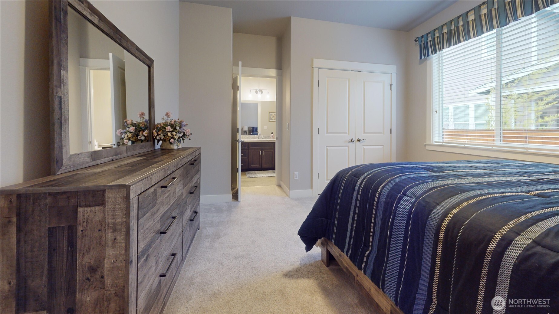 Bedroom with en suite bath