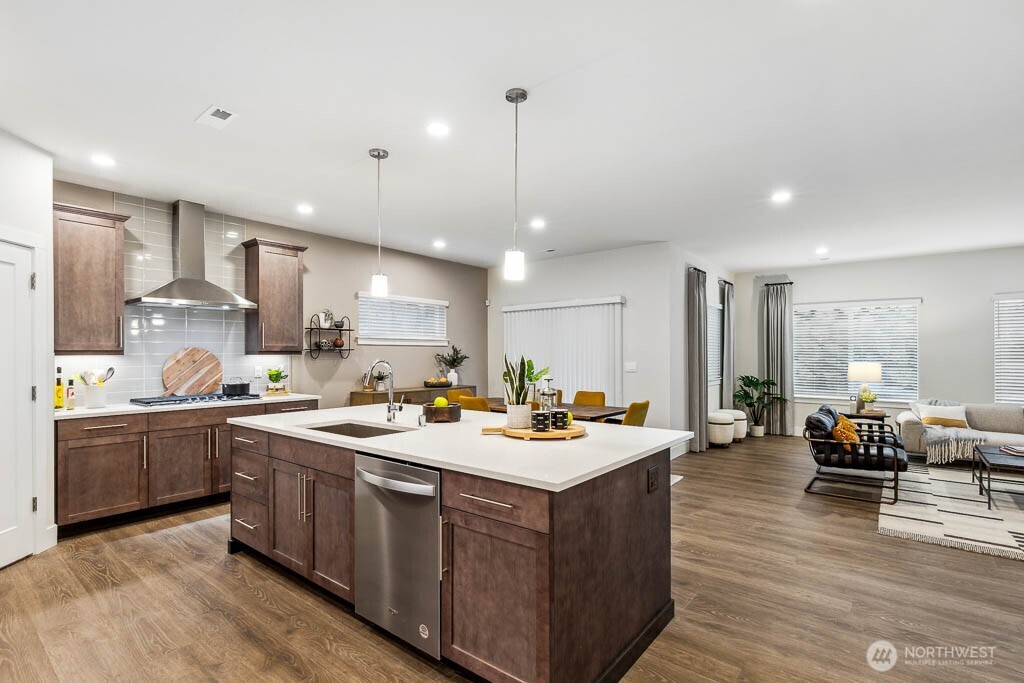 Photos are for representation only.  Features, colors, and selections may differ from photograph. See site agent for details.