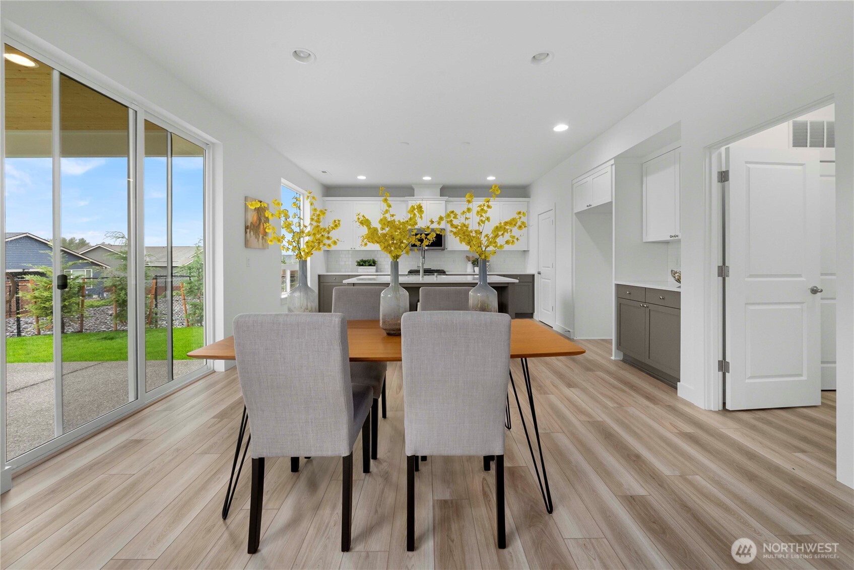 This photo/rendering is provided for illustrative purposes only. It does not depict the actual property, finishes, or furnishings, which may differ.