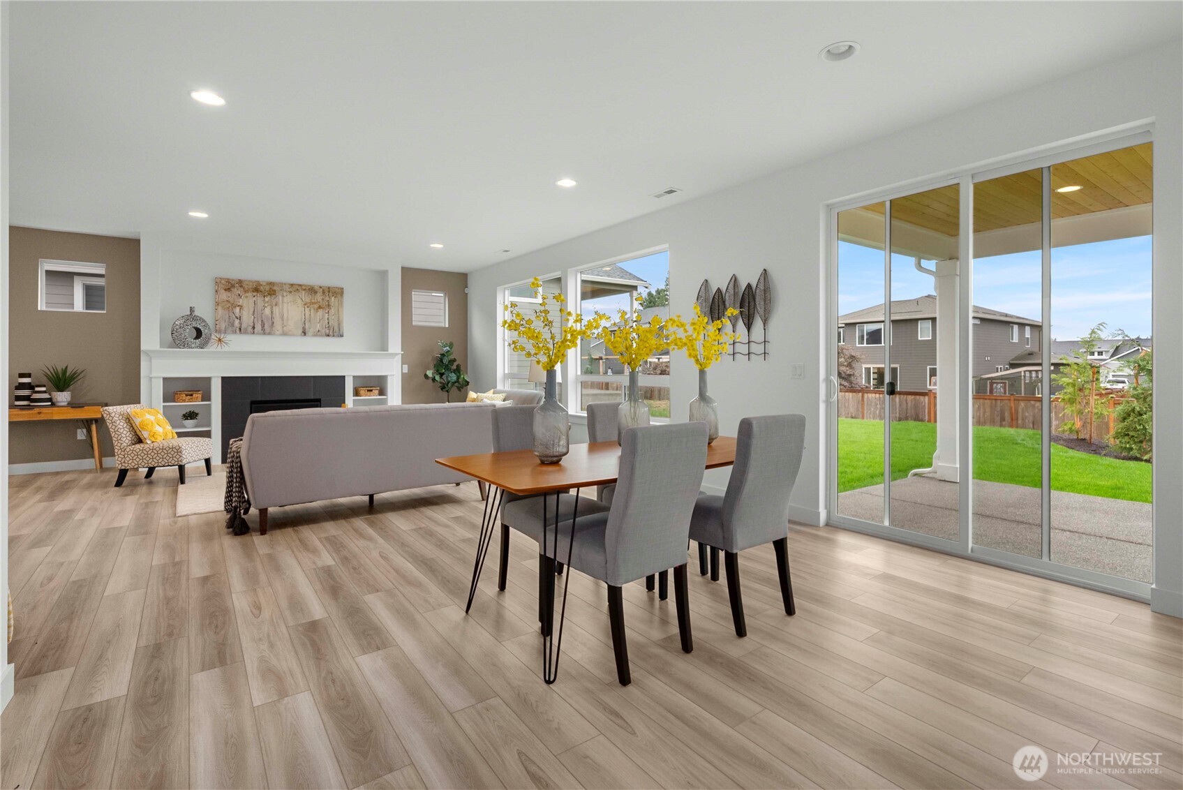 This photo/rendering is provided for illustrative purposes only. It does not depict the actual property, finishes, or furnishings, which may differ.