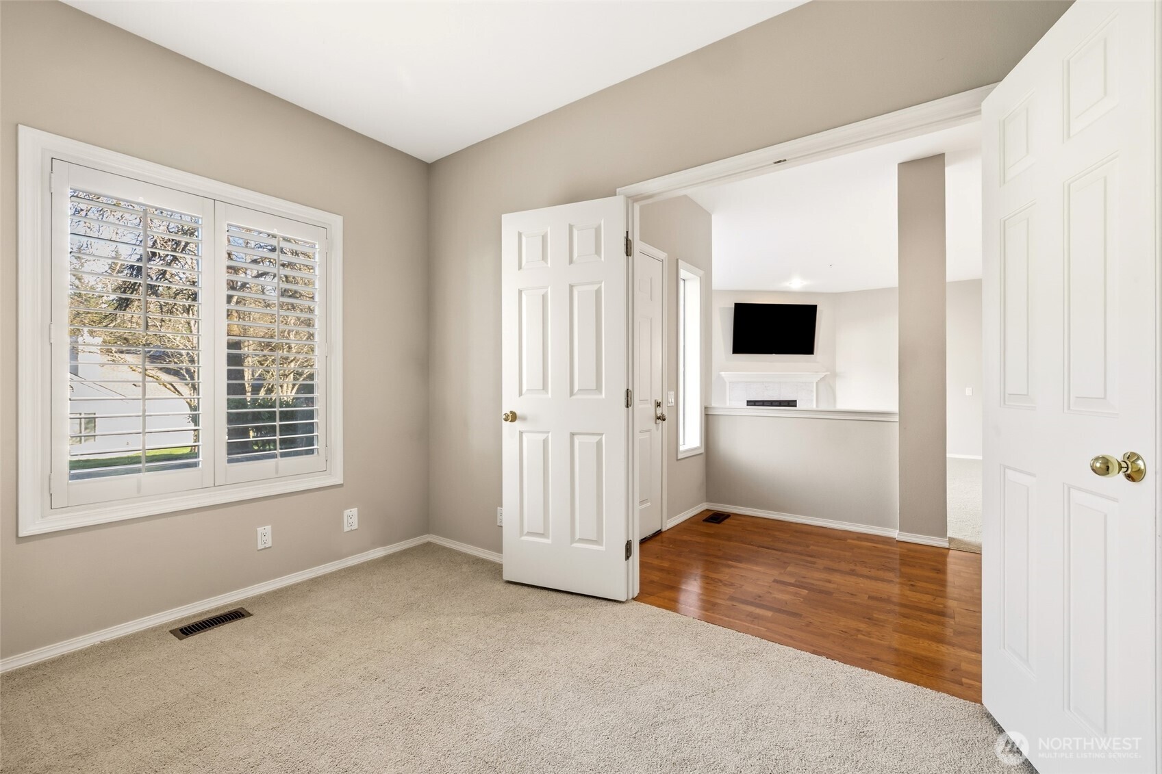 2nd Room