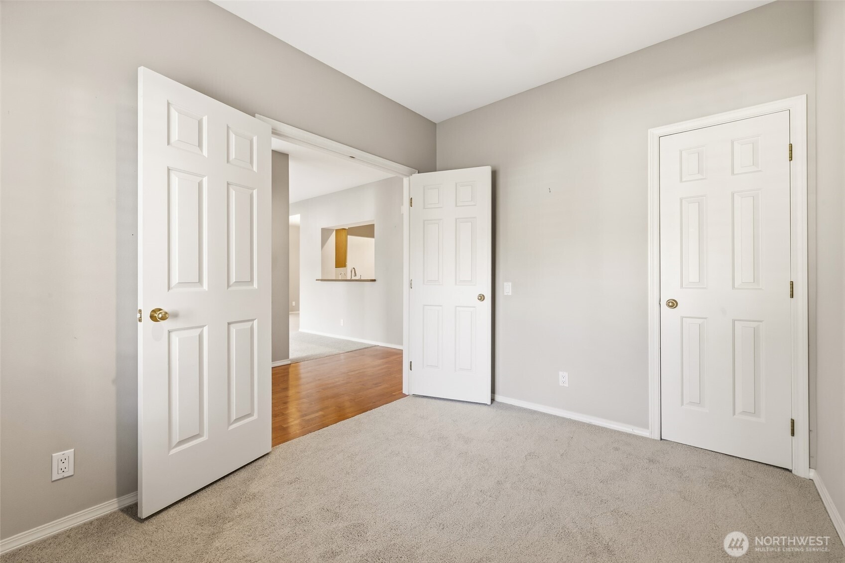 2nd Room