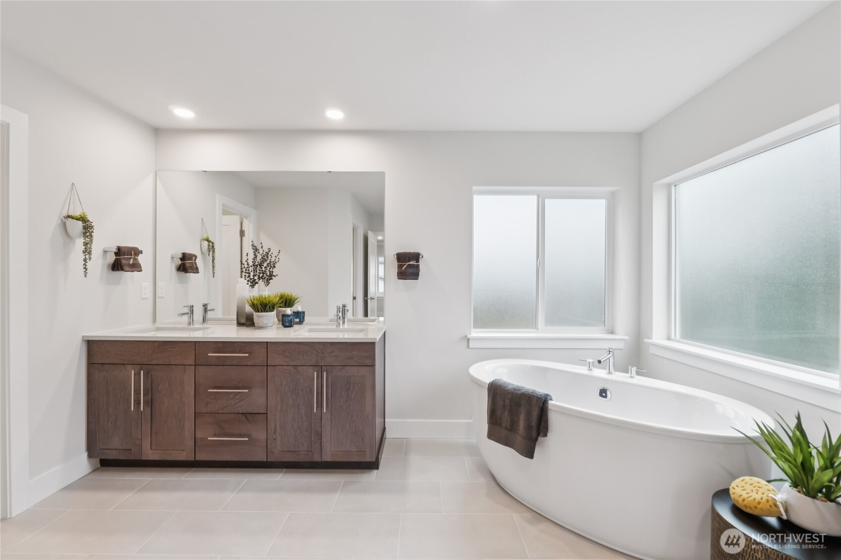 For representation only.  Features, colors, and selections may differ from photograph. See site agent for details.