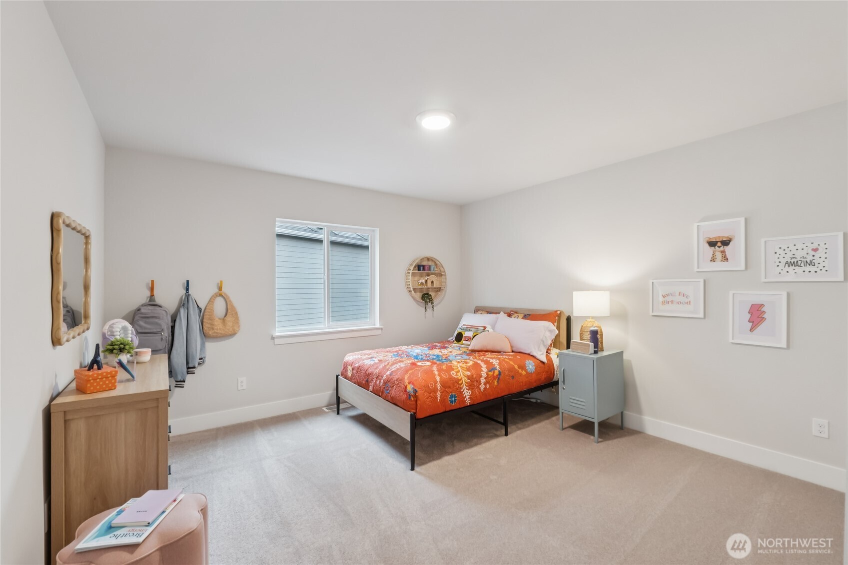 For representation only.  Features, colors, and selections may differ from photograph. See site agent for details.