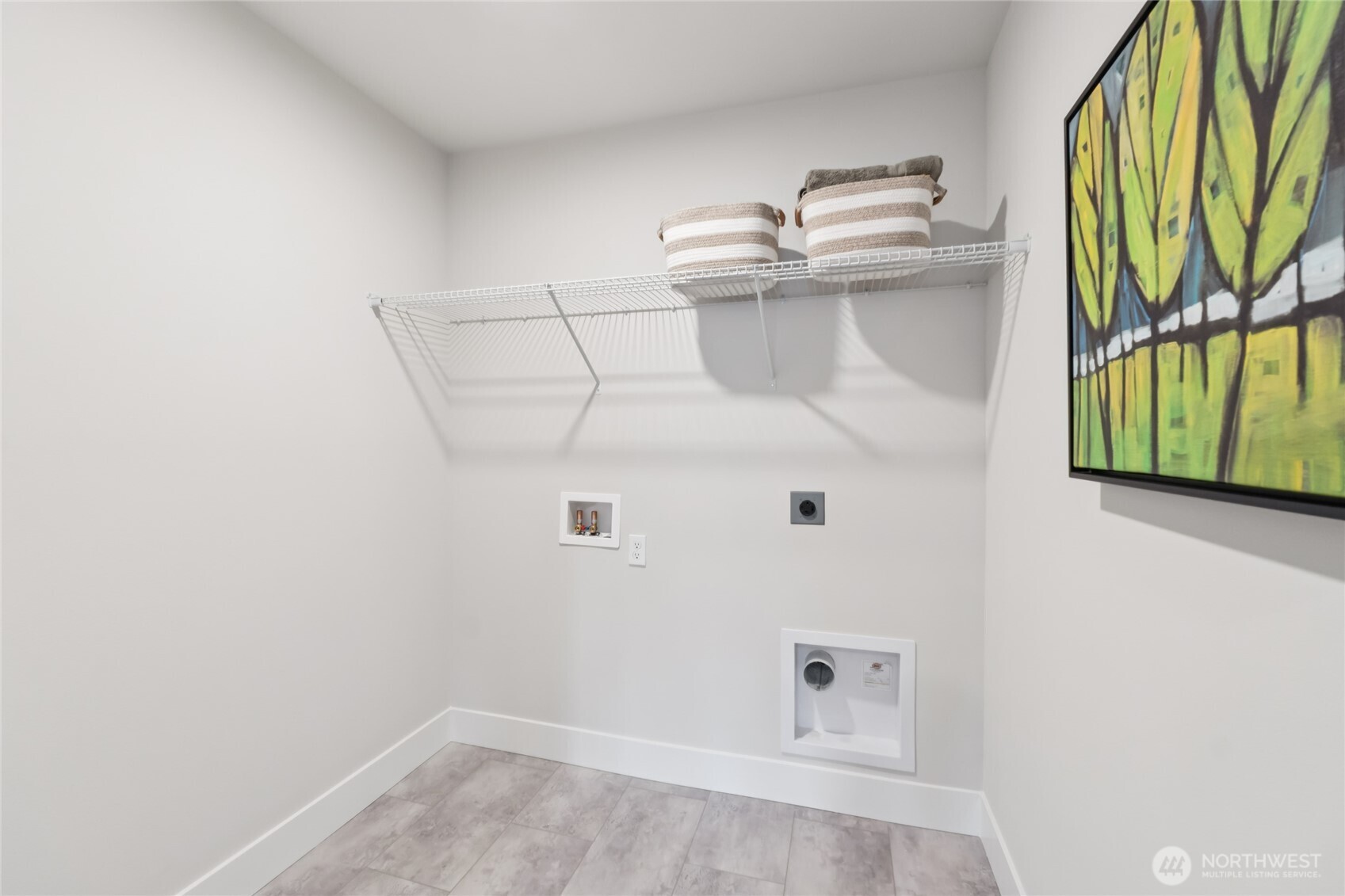 For representation only.  Features, colors, and selections may differ from photograph. See site agent for details.