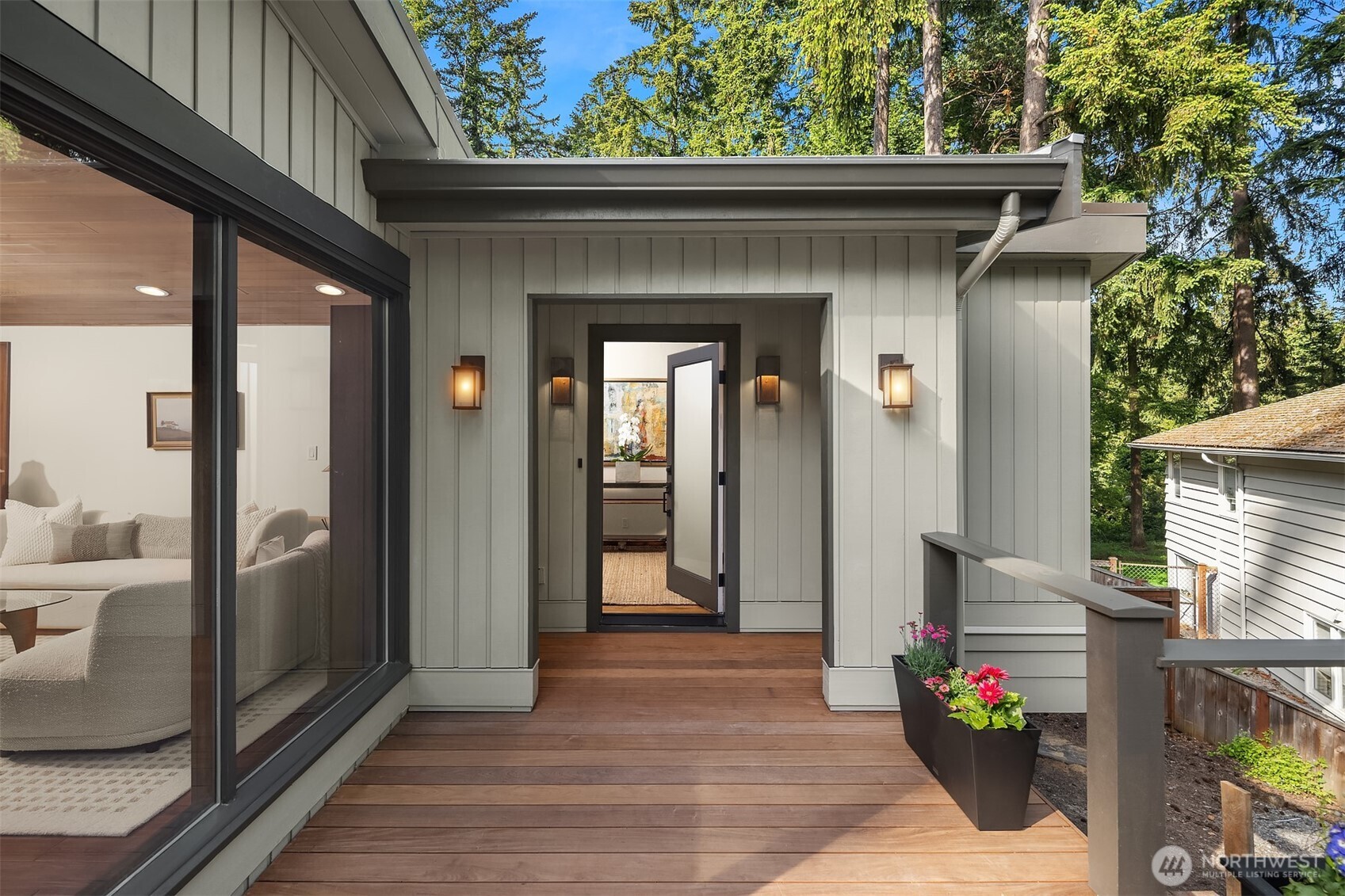 Come experience your own slice of Enatai paradise in Killarney Circle.