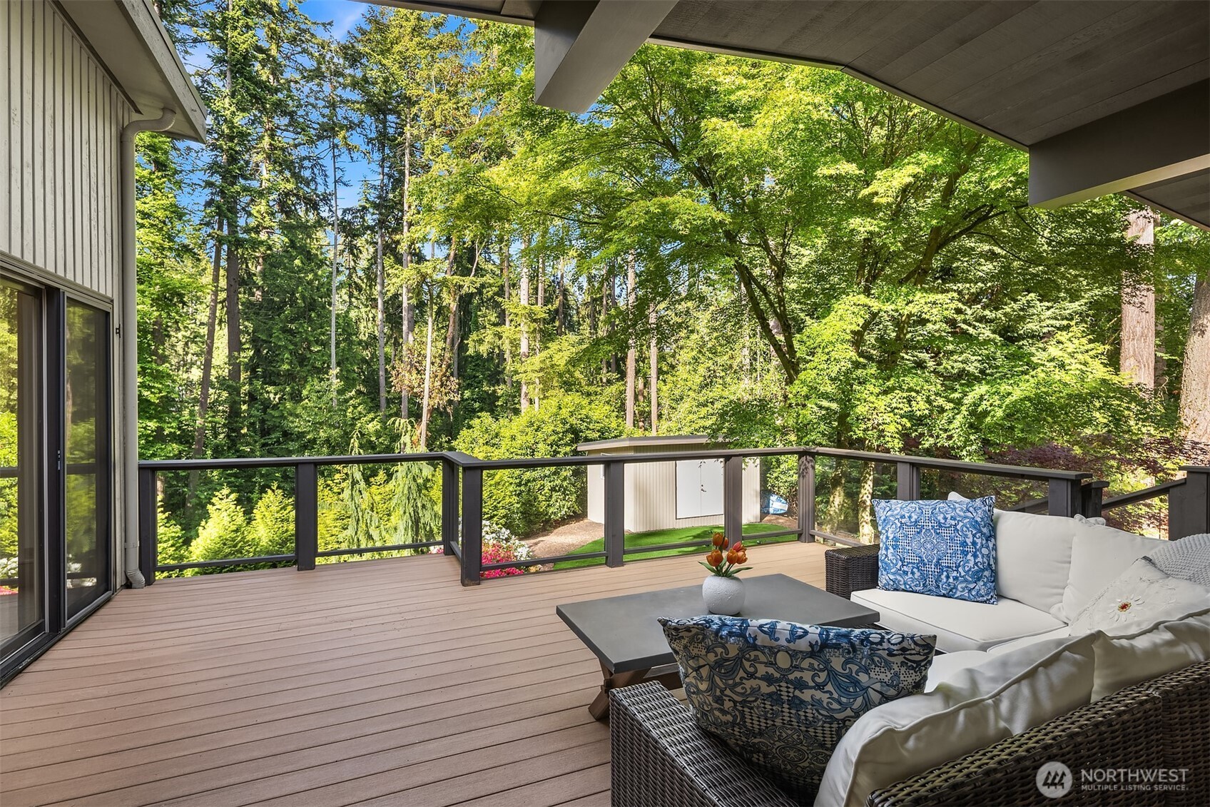 Wonderful entertaining deck outside living and dinning rooms.