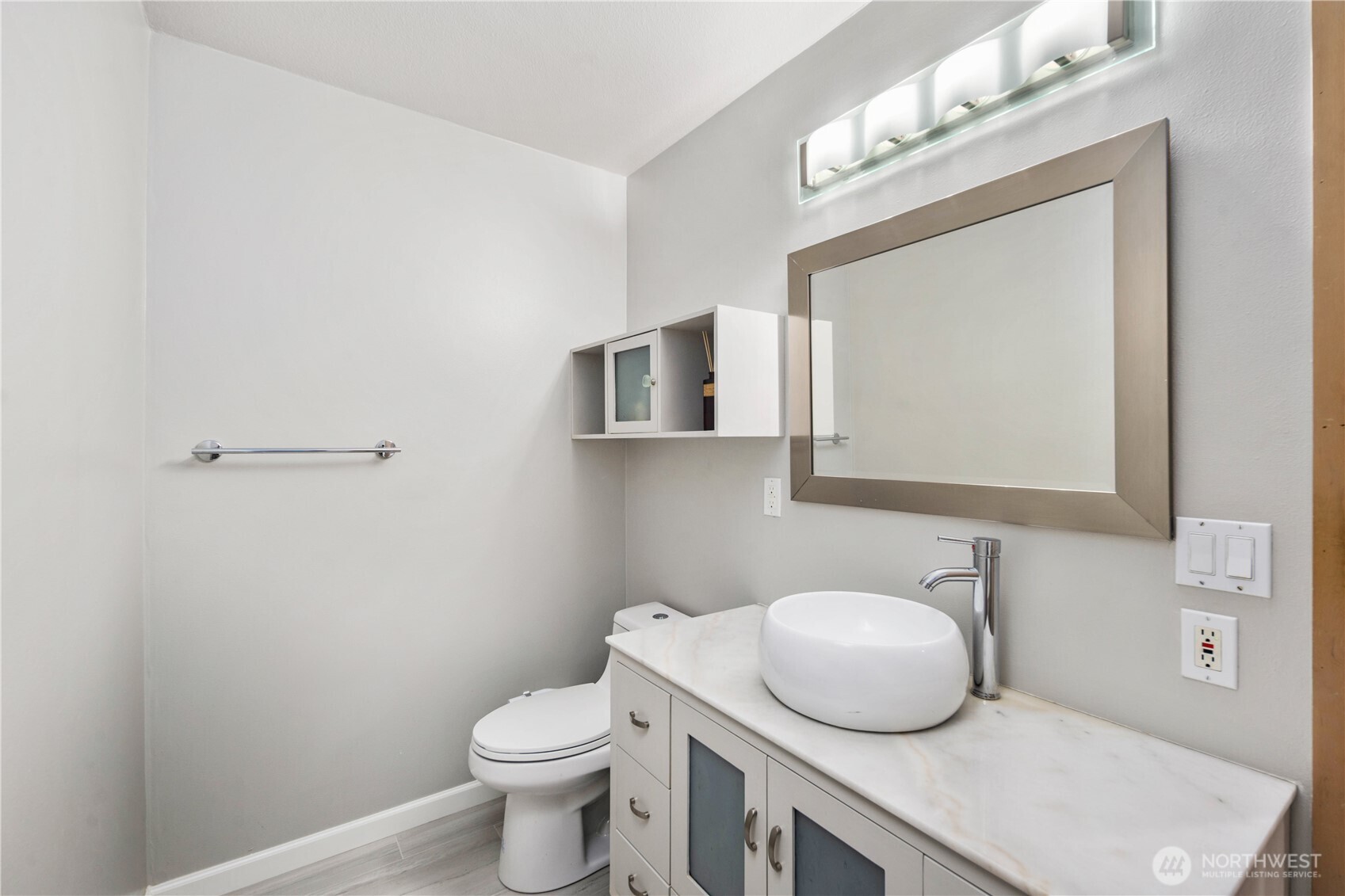 Main floor power room for guests