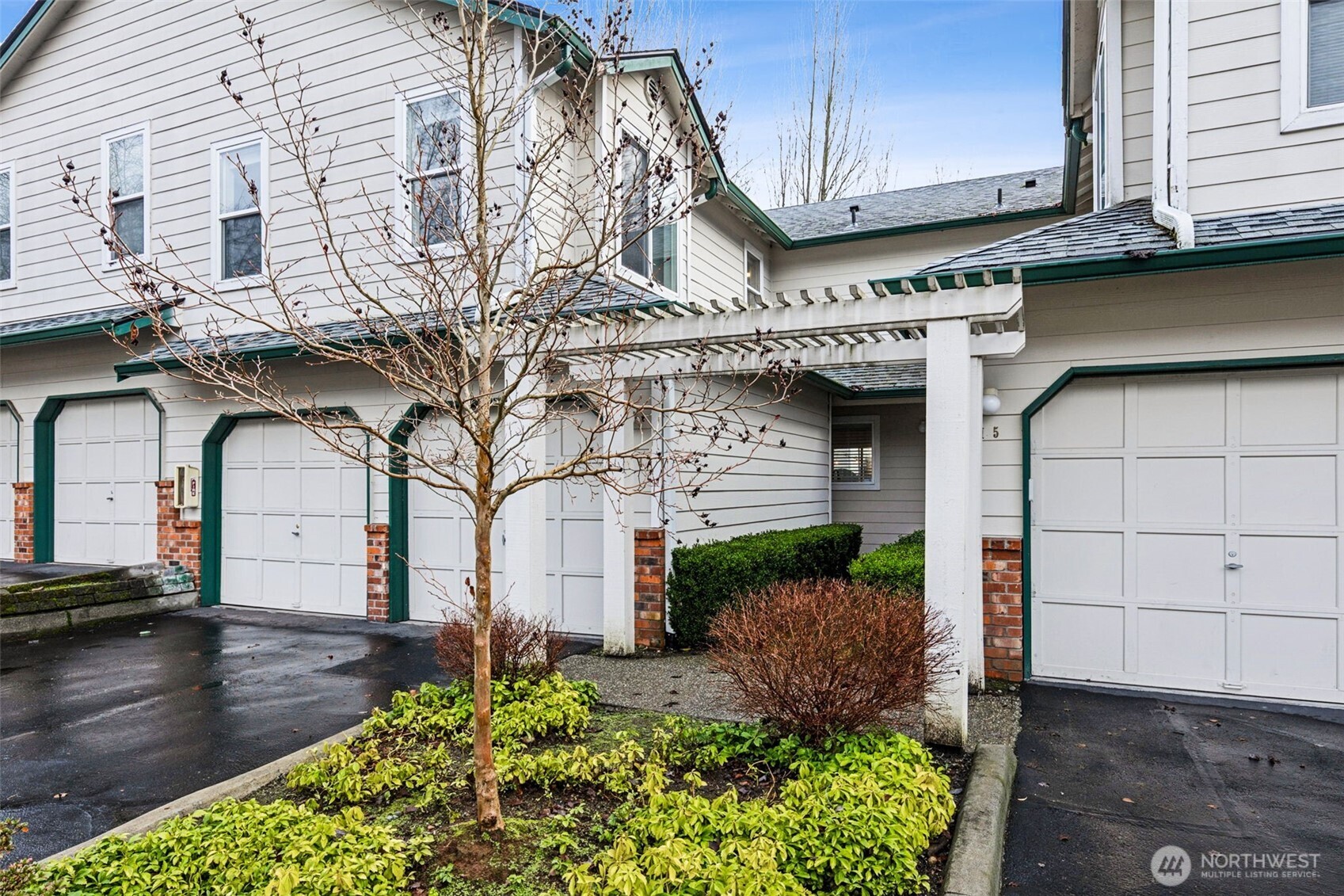 Take advantage of the 2 car garage and parking in the driveway as well.