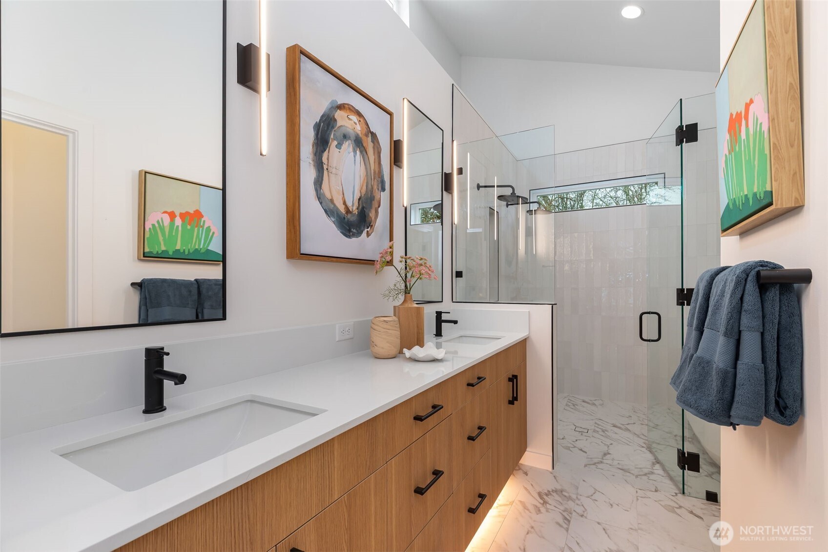 Model home.  Images are respresentative of this home type. Details vary.