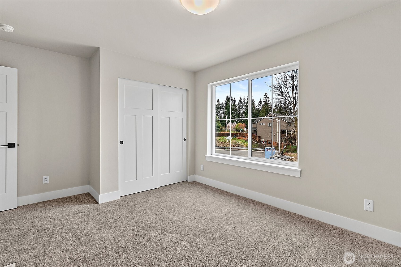 Photos are for representation purposes only.