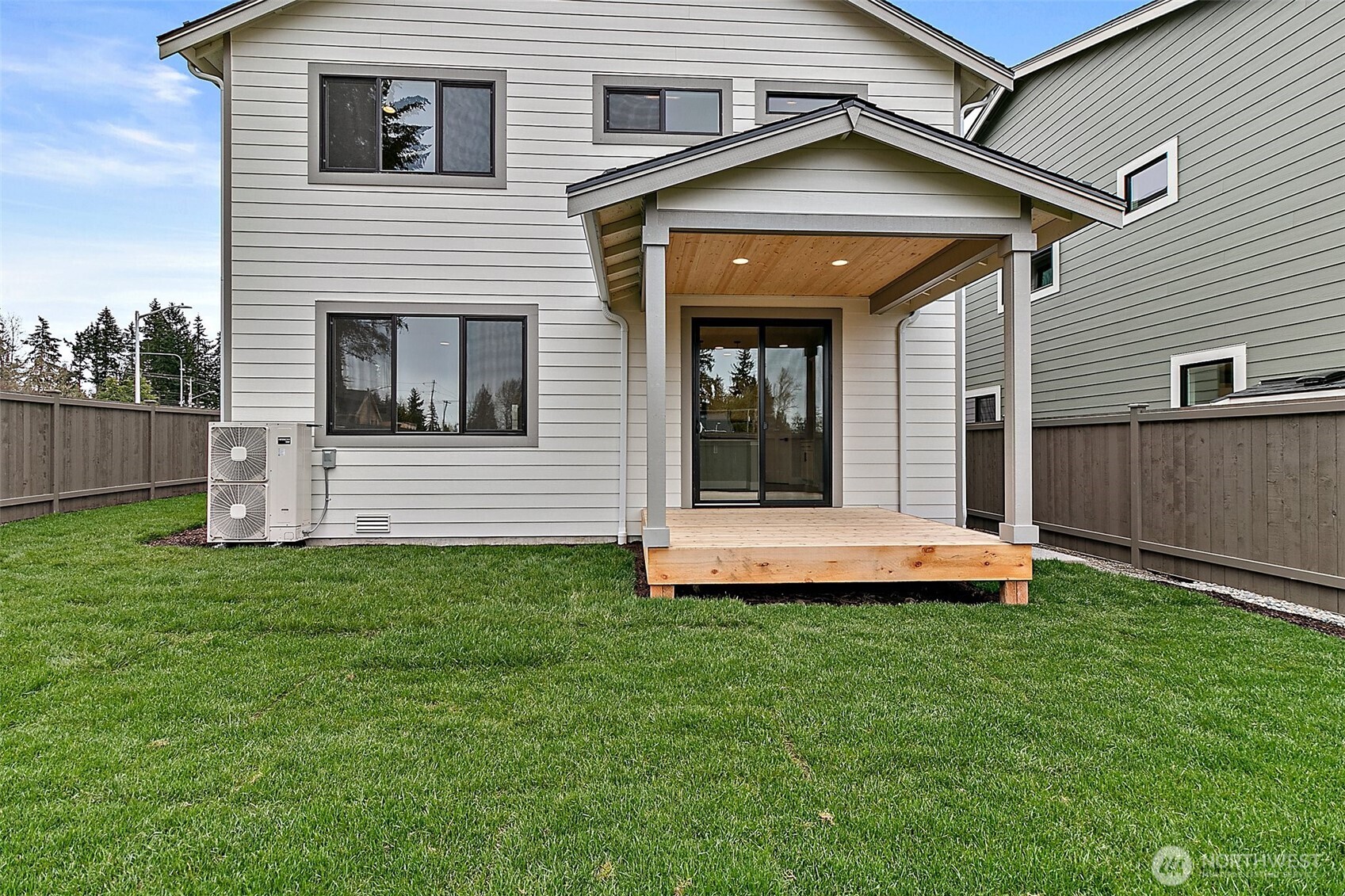 Photos are for representation purposes only.