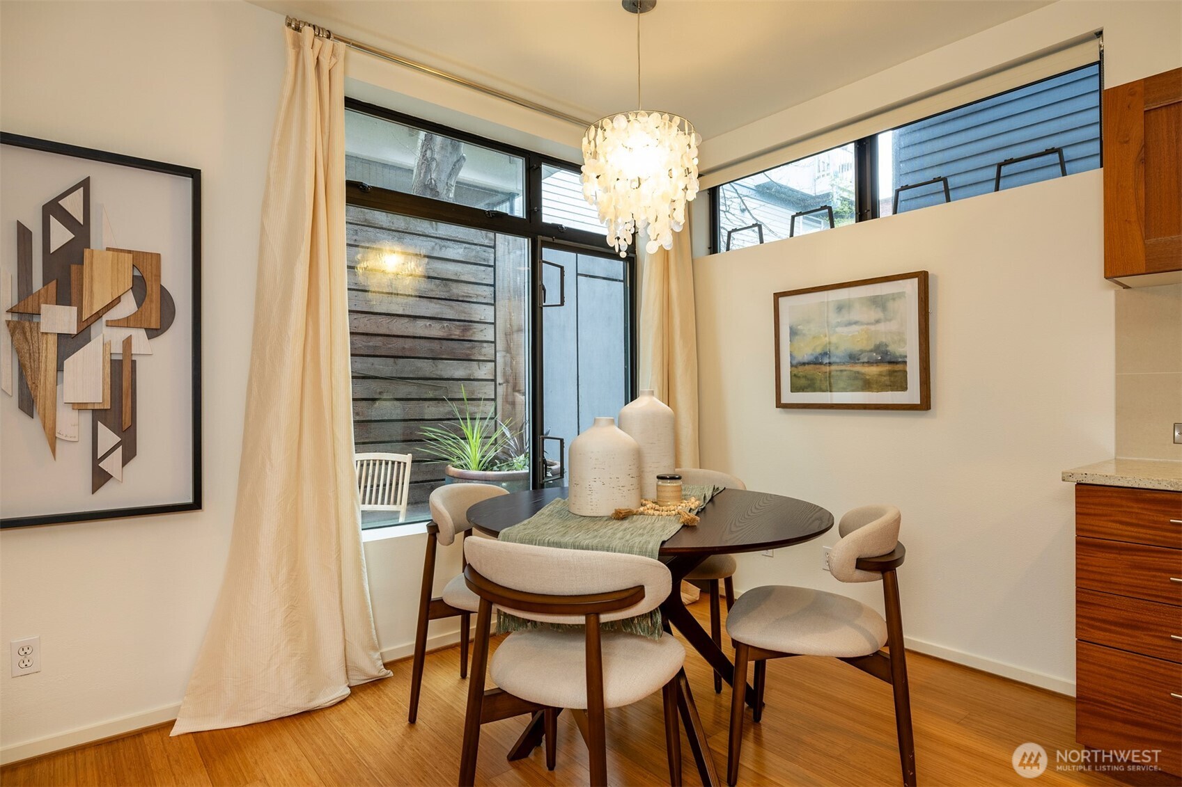 Dining area adjacent the kitchen & living room.