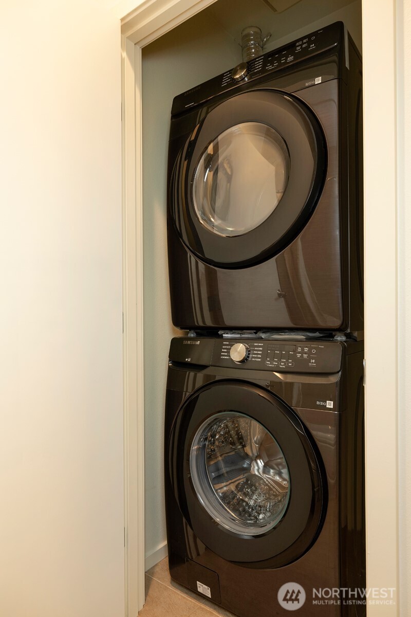 Full size washer & dryer on 2nd floor.