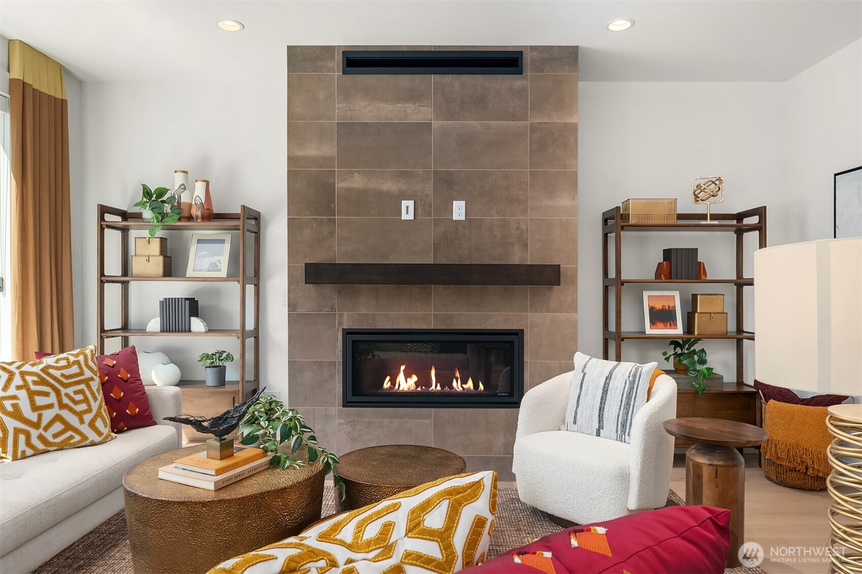 Photos are of model home and for illustrative purposes