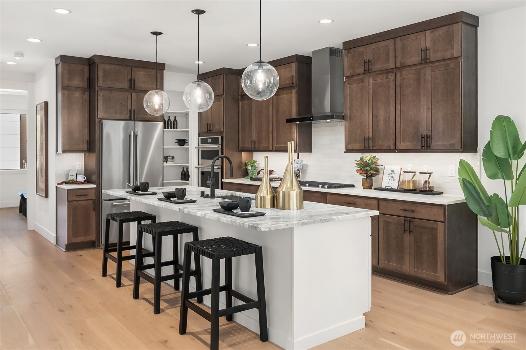 Photos are of model home and for illustrative purposes