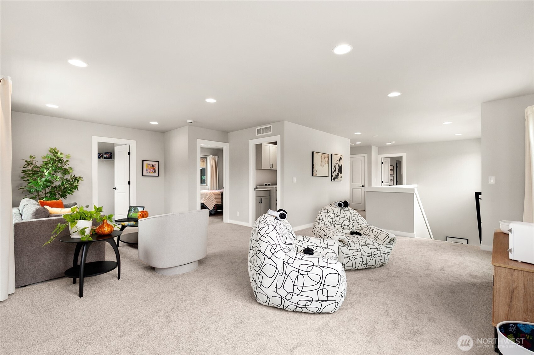 Photo of the model, different plan. All photos and videos are for representational purposes only. Actual colors, finishes and layout will vary. See Site Agent for details.