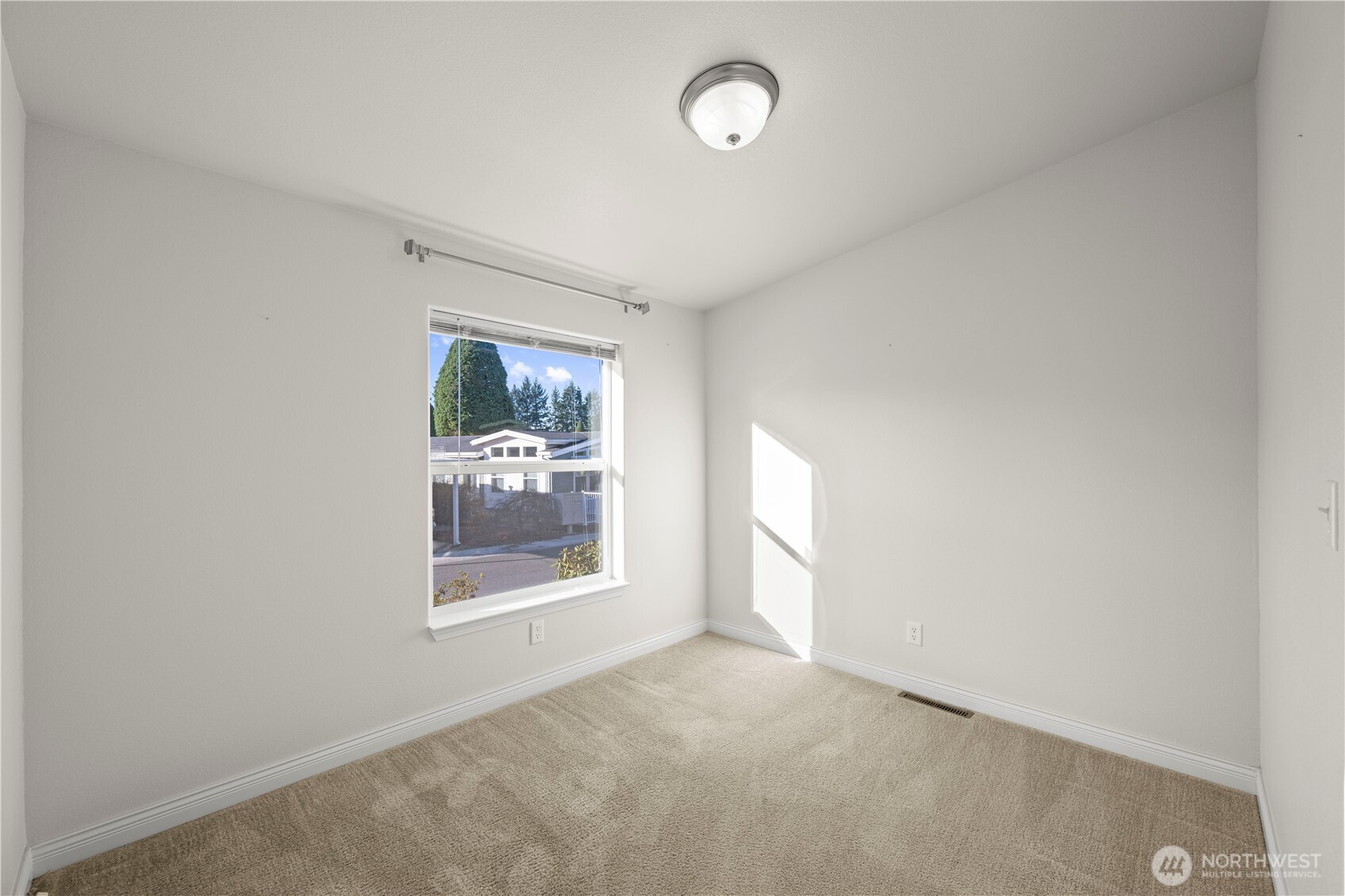 Whether you need a home office, a study space, or a cozy sitting area, this versatile room offers endless possibilities.