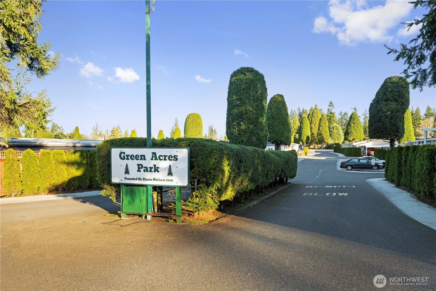 Nestled in the desirable Canyon Park/Bothell area, Green Acres Park is a beautifully maintained community that feels like home the moment you arrive.