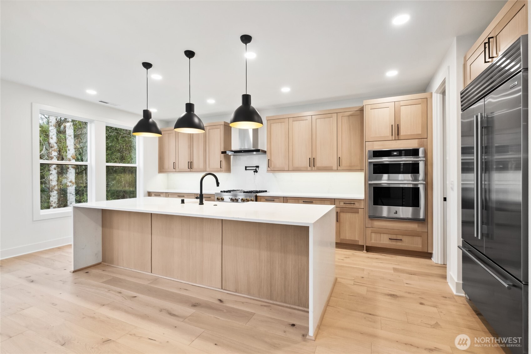 Photo for marketing purposes only.  Photo is from a similar home in the community. Colors & Finishes Vary.