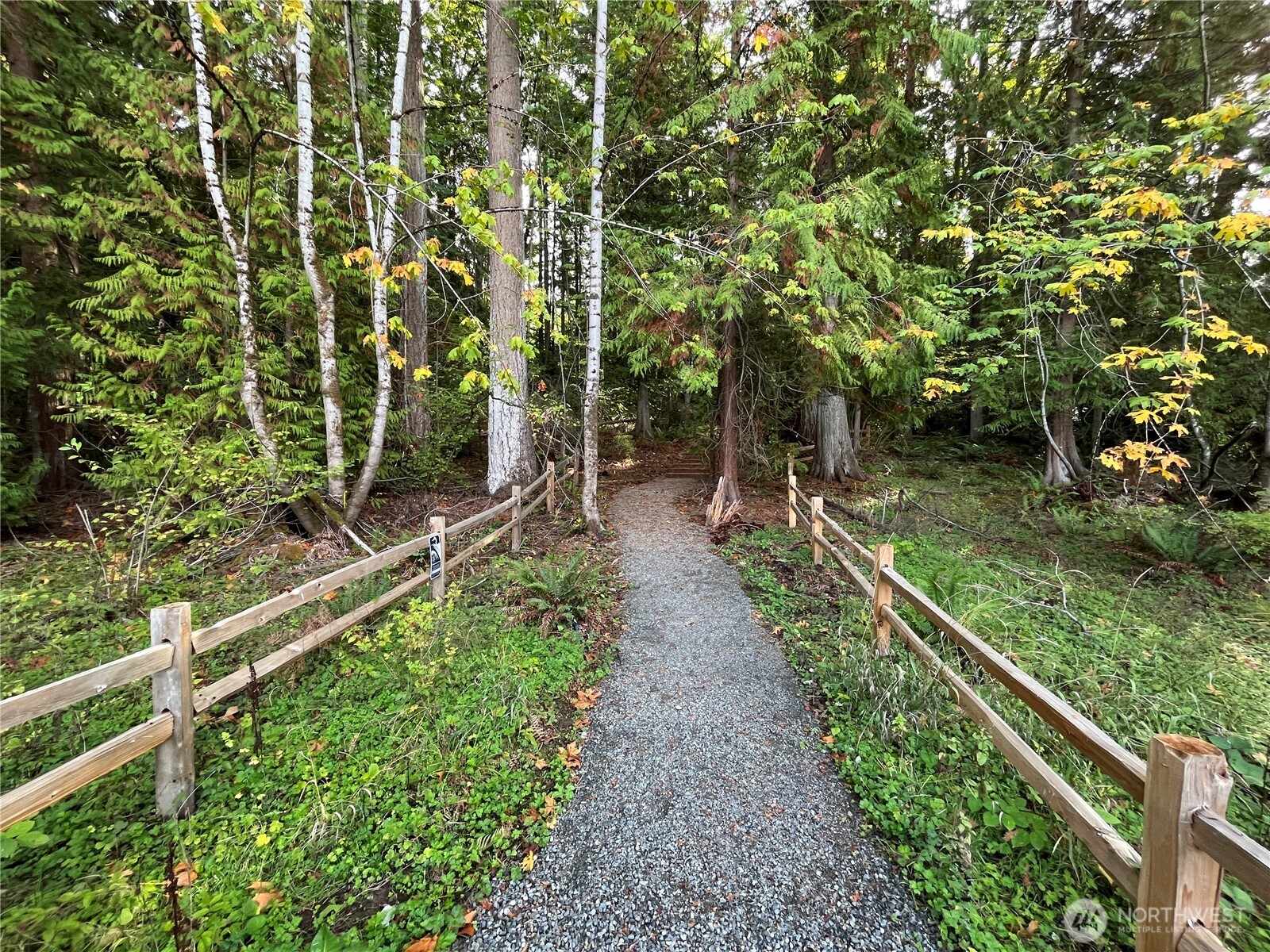 Community Trailhead in NE corner of Alterra