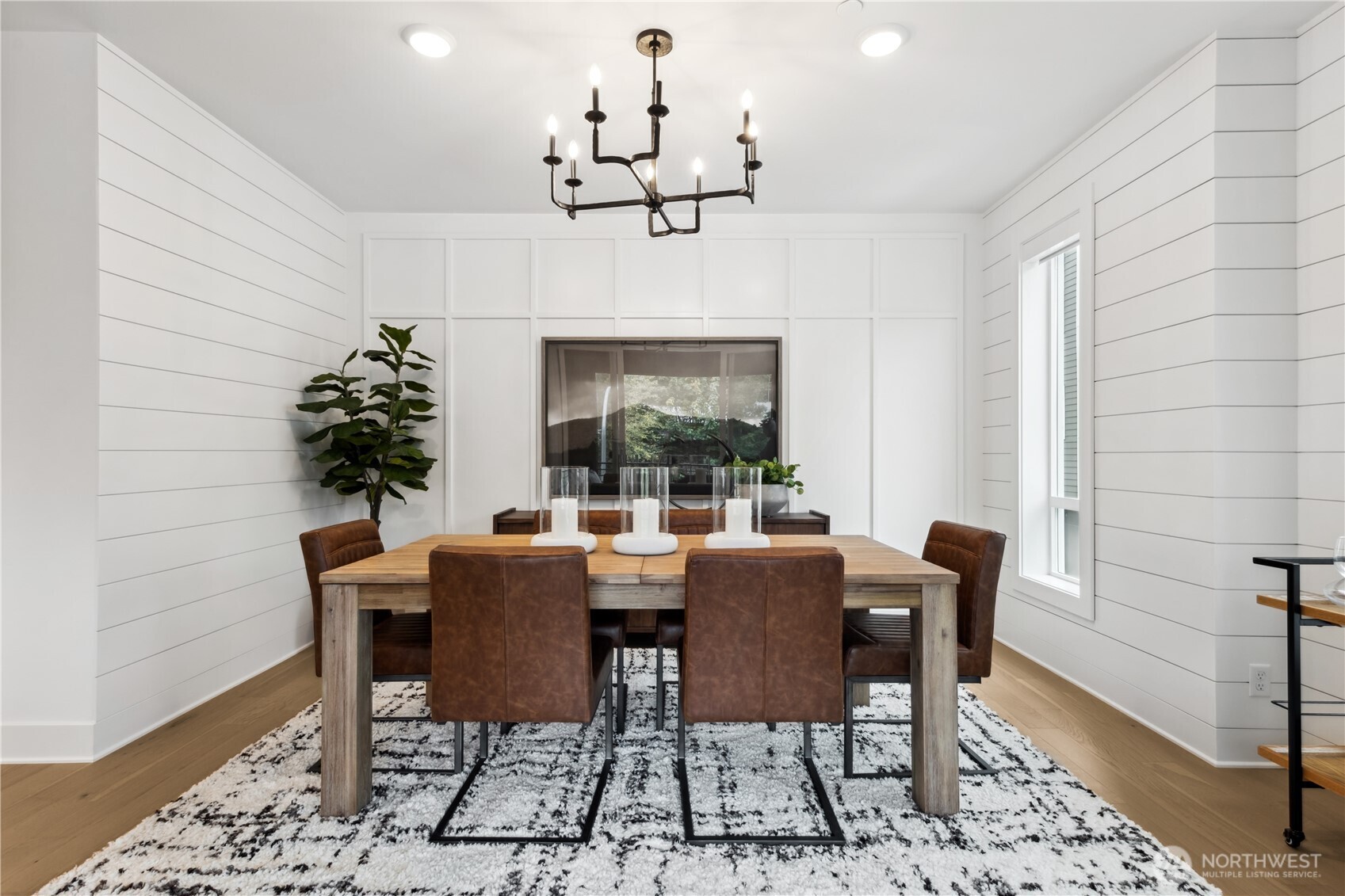 Pictures of Model Home. Not pictures of actual home. Features, colors, layout may vary.