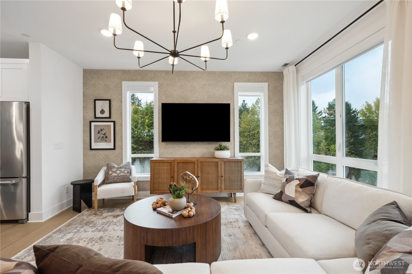 Pictures of Model Home. Not pictures of actual home. Features, colors, layout may vary.