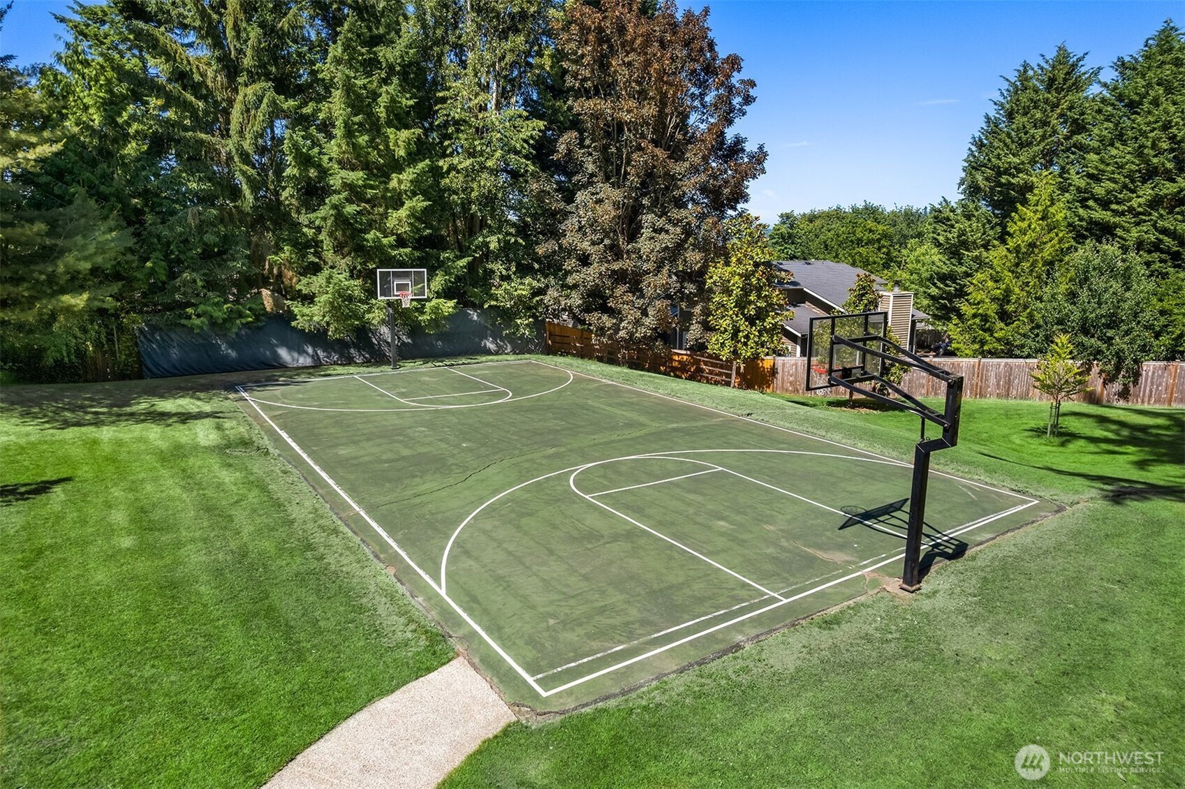Double tennis courts for the perfect match!