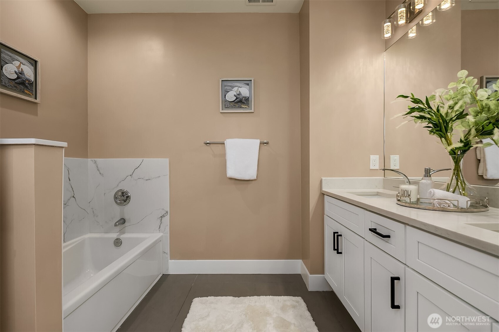 Primary 5-piece bathroom