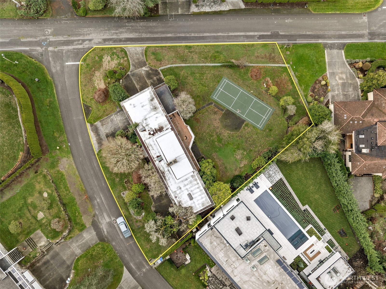 Large, nearly flat 18,105 sq.ft. lot - unusually large and level for this neighborhood