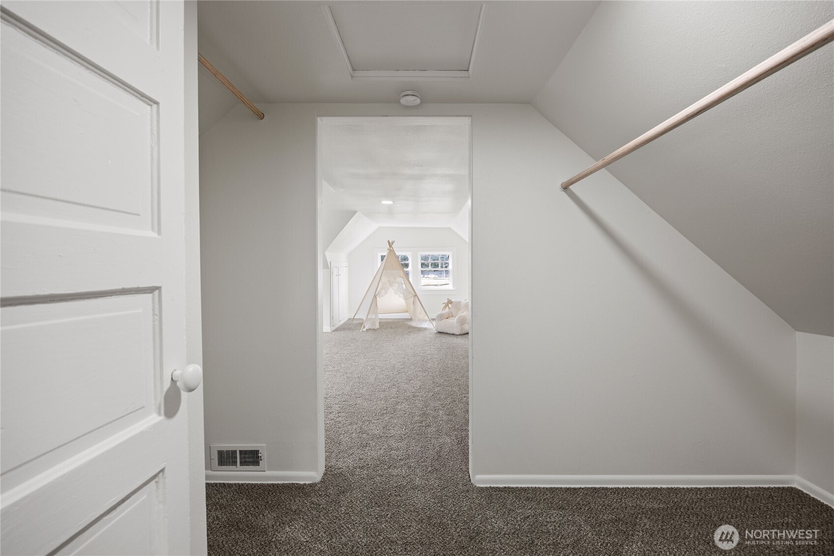 Large upstairs bedroom.