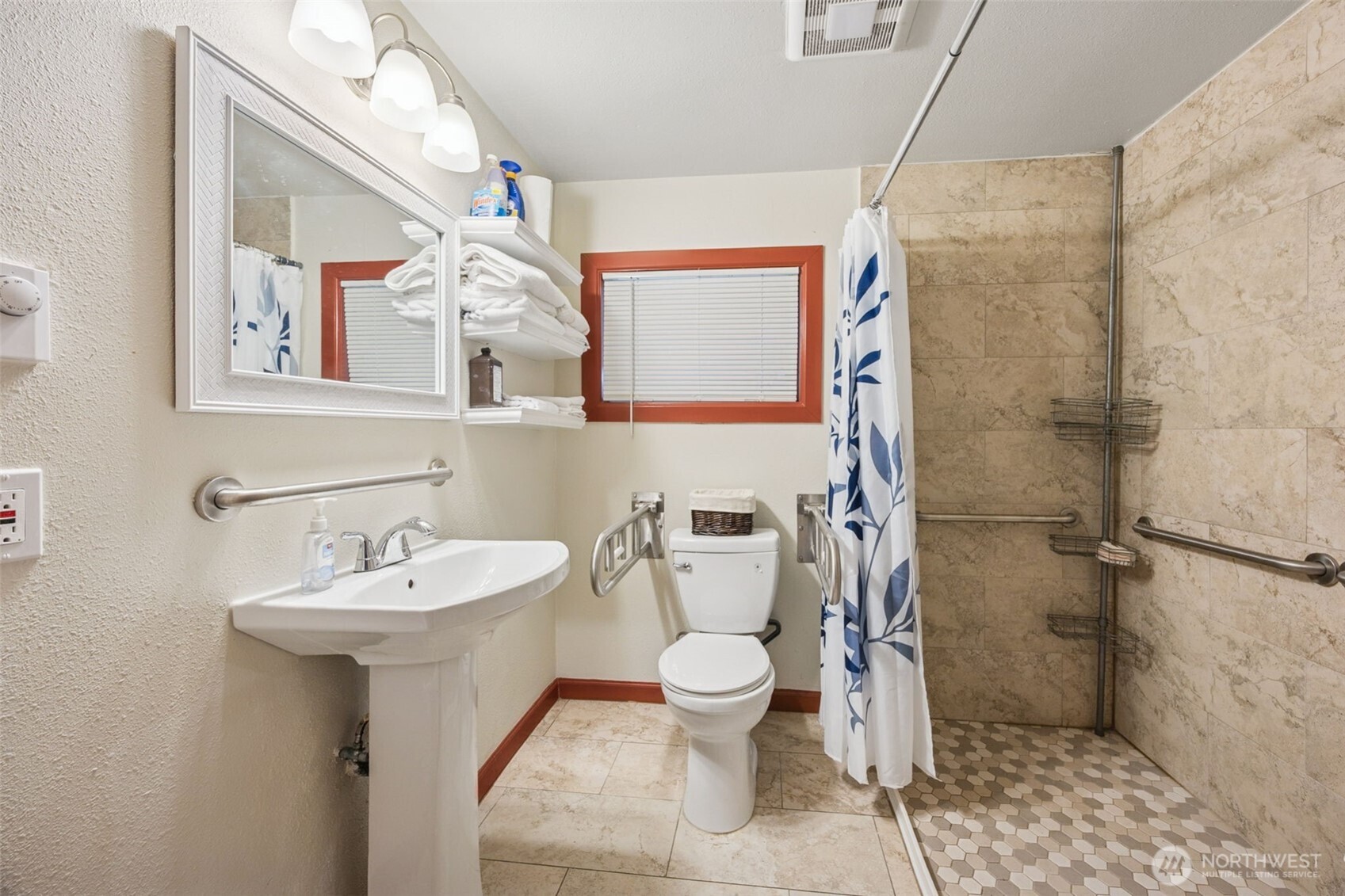 Full Bathroom for residents
